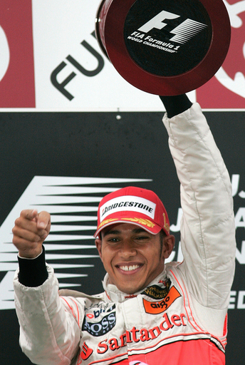 ハミルトン 雨の日本GPでシーズン4勝目をポール・トゥ・ウィンで飾る