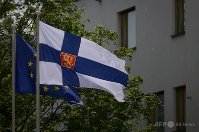 窓もない地下室で20年以上生活、80歳前後の男性発見 フィンランド