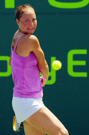 ボンダレンコ パーメンティアをストレートで降し2回戦へ