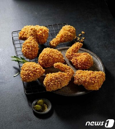 余計なサービス料徴収、原産地すり替え、異物混入…韓国チキン業界で相次ぐ「けしからん」不祥事