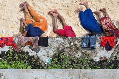 ロヒンギャ難民219人漂着、住民は受け入れ拒否 インドネシア