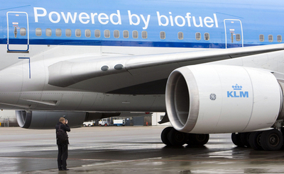 KLM、バイオ混合燃料による旅客機テスト飛行に成功