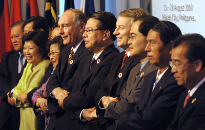 ASEAN、2013年までに日本など6か国とFTA締結へ