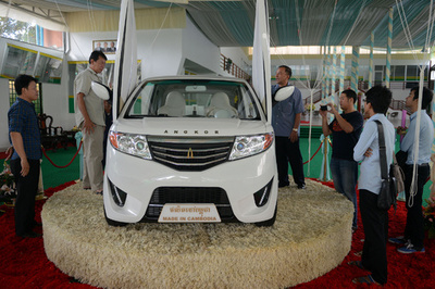 カンボジア初の国産EV「アンコール」