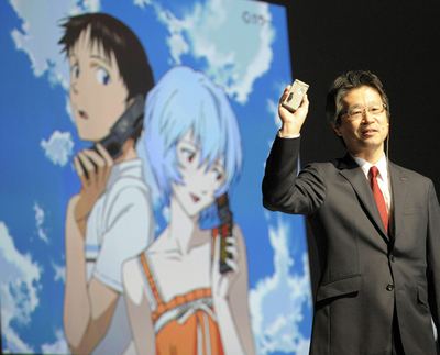 NTTドコモ、夏モデル18機種を発表 限定版「エヴァケータイ」も