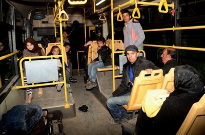 シリア政府軍猛攻のアレッポ、市民1万人が脱出