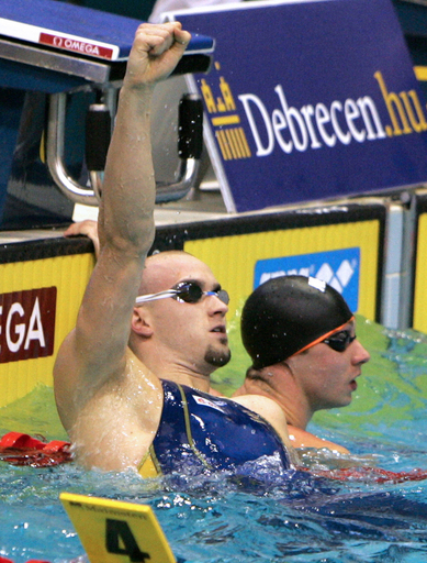 スウェーデン 世界新記録で男子4x50メートル自由形リレーを制す