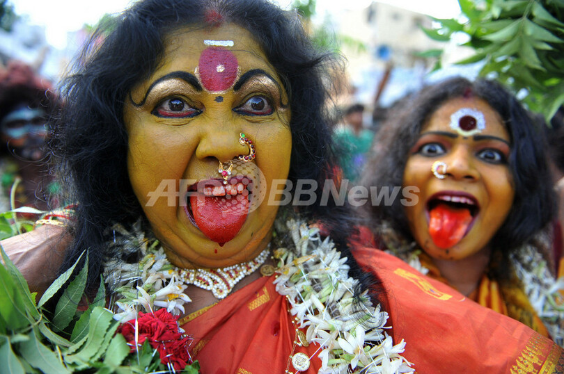 ヒンズー教の女神マハカーリーの祭り インド 写真16枚 国際ニュース Afpbb News