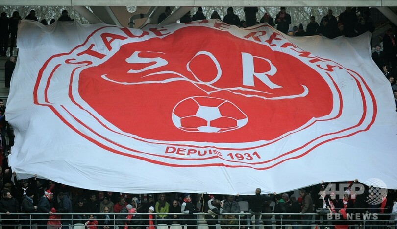 サッカー仏1部クラブの医師が自殺 新型コロナ陽性判明後