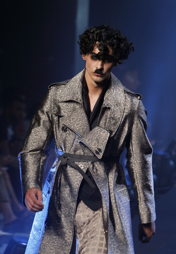 【希少】ジョンガリアーノ　初期タグ　チェック　フランス製 img_8113b42f00e10208fa5dc0d90b