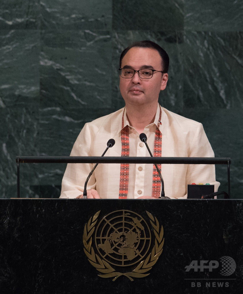 フィリピン、中国と南シナ海で合同鉱物探査を検討 フィリピン、中国と南シナ海で合同鉱物探査を検討