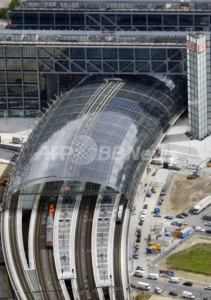欧州最大で最新の駅 オープン間近 ドイツ 写真4枚 国際ニュース：AFPBB News