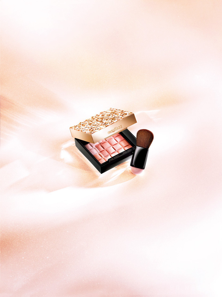 新生「マキアージュ」第2弾、美人印象を高める新製品発売