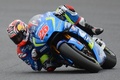 世界ロードレース選手権、第12戦、英国GP決勝。決勝に臨むチーム・スズキ・エクスターのマーベリック・ビニャーレス（2016年9月4日撮影）。(c)AFP/OLI SCARFF