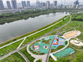 長沙市開福区馬欄山エリアにある鴨嘴公園（ドローンから、2025年4月10日撮影）。(c)Xinhua News