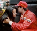 フェラーリ時代のジャン・アレジ（右）と後藤久美子さん（1995年4月30日撮影）。(c)JEANNOT LAPEYRE / AFP