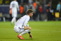 サッカー欧州チャンピオンズリーグ2012-13（UEFA Champions League 2012-13）は24日、準決勝第1戦が行われ、ボルシア・ドルトムント（Borussia Dortmund）が4-1でレアル・マドリード（Real Madrid）に勝利し、決勝進出に大きく前進した。

試合に敗れ、落胆した様子を見せるレアル・マドリードのセルヒオ・ラモス（Sergio Ramos、2013年4月24日撮影）。(c)AFP/ODD ANDERSEN