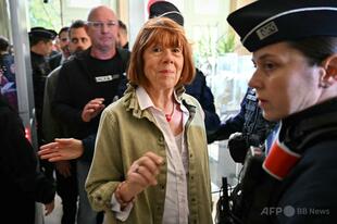 夫に薬盛られ数十人にレイプされた女性、唯一控訴した男を一喝「自分の行動に責任を持ちなさい」