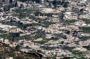 イスラエル、レバノンの居住区に白リン弾使用か 国際人権団体が非難