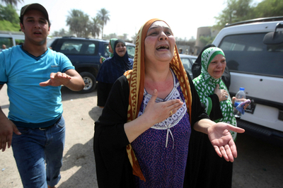 怠慢警備の疑いで当局者11人を逮捕、イラク爆弾攻撃