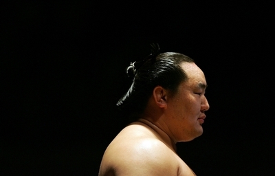 朝青龍 名古屋場所を突然休場