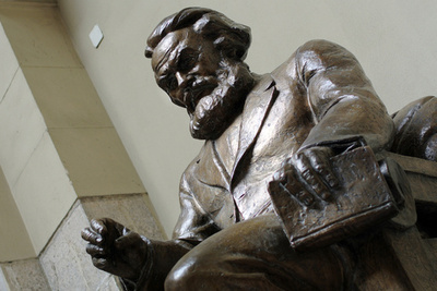 中国経済学者ら「もっとマルクス読むべき」、教育省に書簡で提言