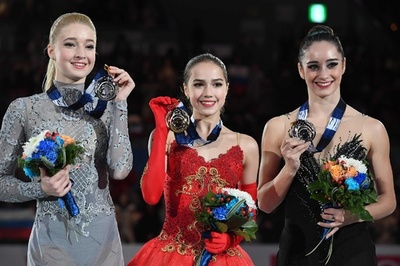 15歳のザギトワ、GPファイナル女子シングルを逆転で制覇