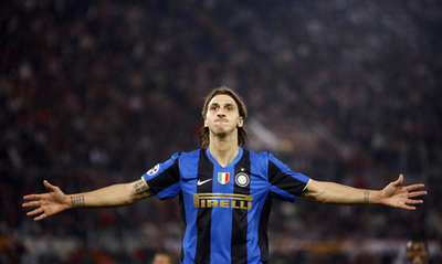 インテル 敵地でローマに快勝し首位に