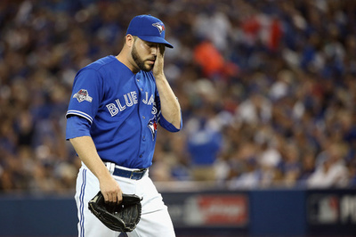 カブス投手と監督に処分、相手に向けて意図的に投球