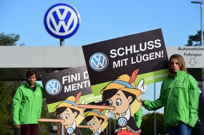 VW排ガス不正、2007年に違法性指摘 独報道