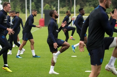 英代表スターリング、波紋呼ぶライフルのタトゥーには「深い意味」