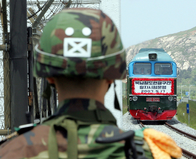 朝鮮戦争以来初めて、南北縦断鉄道が運行 - 韓国