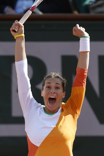 ペトコビッチ、エラーニ破り4強入り 全仏オープン