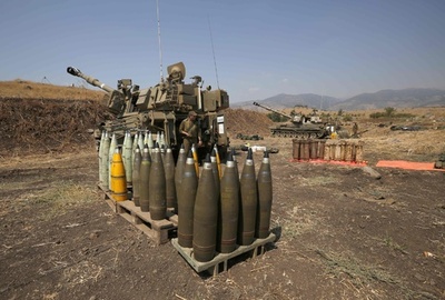 イスラエル軍、レバノンに砲撃 ミサイル発射受け反撃