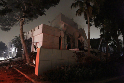 NATO軍、カダフィ大佐の事務所を空爆 リビア