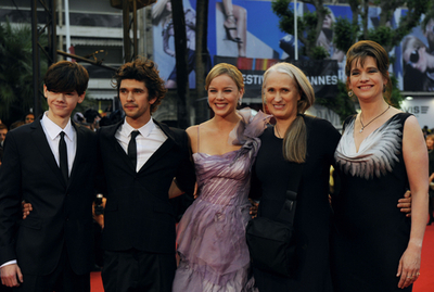 カンヌはまだ男性社会？国際映画祭コンペ部門出品女性監督が語る「ガラスの天井」