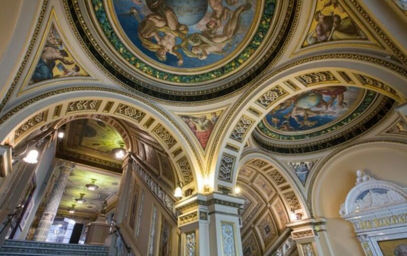 英ビクトリア＆アルバート博物館（V&amp;A）内部全景（写真=V&amp;A、サムスンニュースルーム）(c)NEWSIS