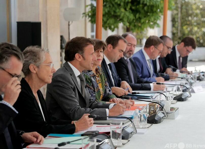 パリ五輪開幕まであと2年、仏大統領は不安抑える道を模索