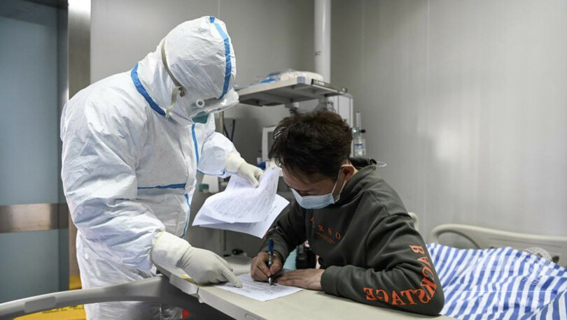 格段に進歩したチベットの医療 感慨にふけるベテラン女性医師
