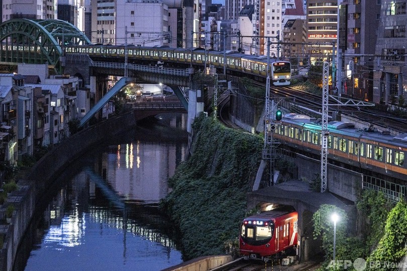 3路線の電車を同時撮影 御茶ノ水駅付近 写真5枚 国際ニュース Afpbb News