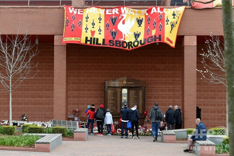 「ヒルズボロの悲劇」から30年、リバプール本拠地で追悼