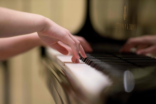 11歳少女が制作したオペラ 音楽の都ウィーンで来月公演 写真13枚 国際ニュース Afpbb News