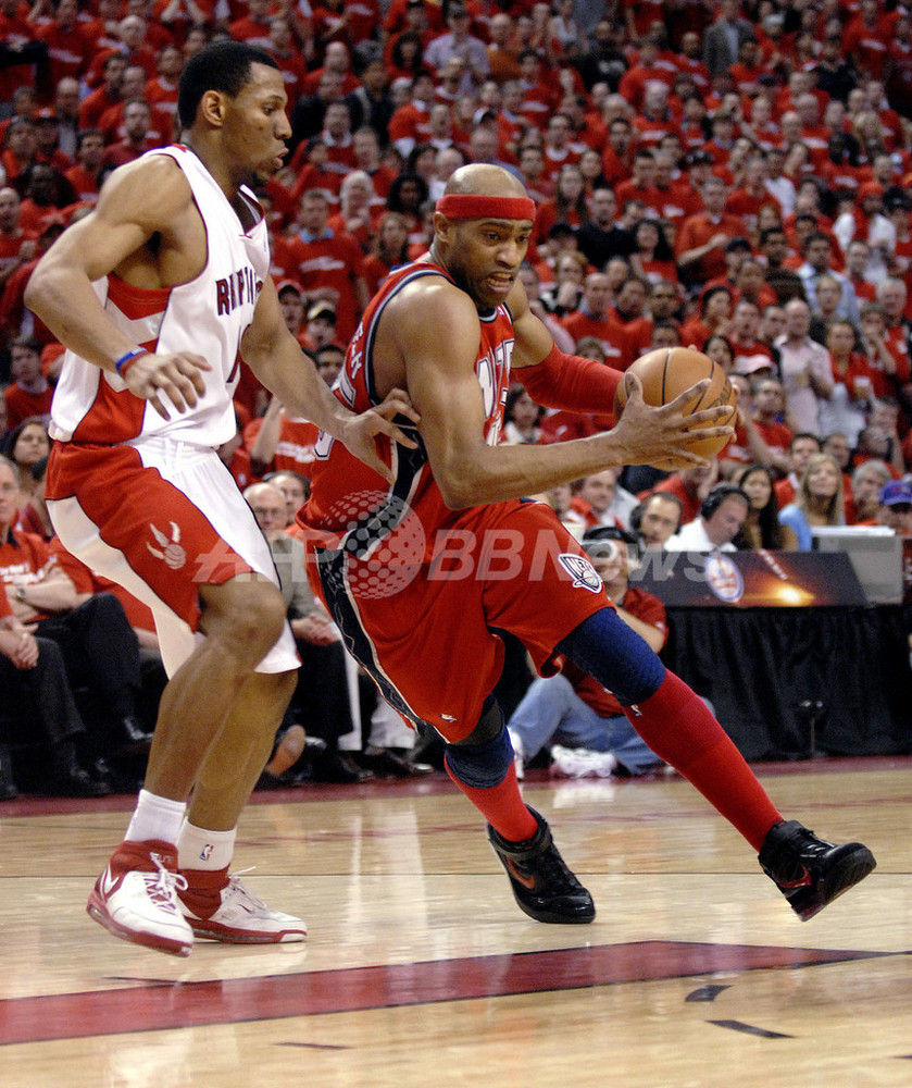 ＜06 07nba プレーオフ＞ネッツ ラプターズを降し初戦を白星で飾る カナダ 写真10枚 国際ニュース：afpbb News