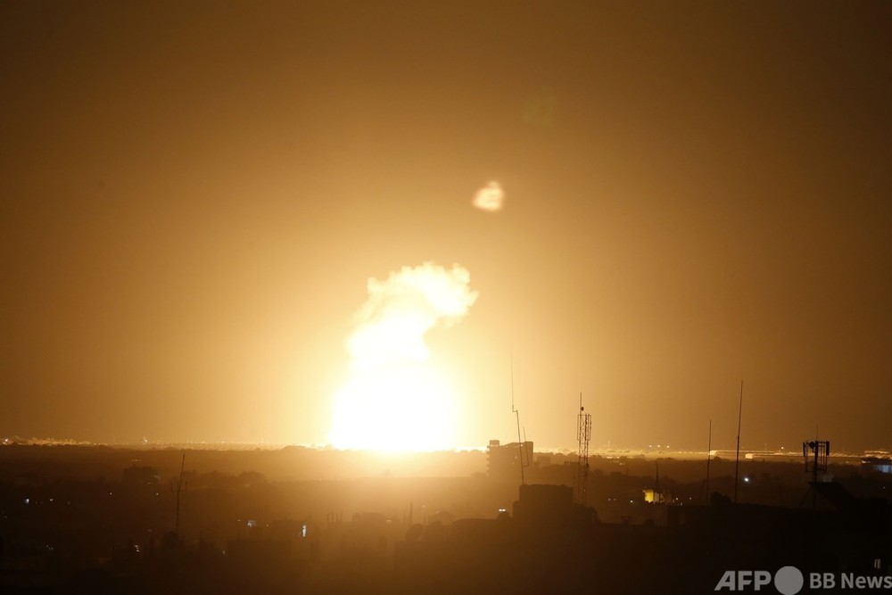 イスラエル、ハマス標的にガザ攻撃 ロケット弾発射に報復