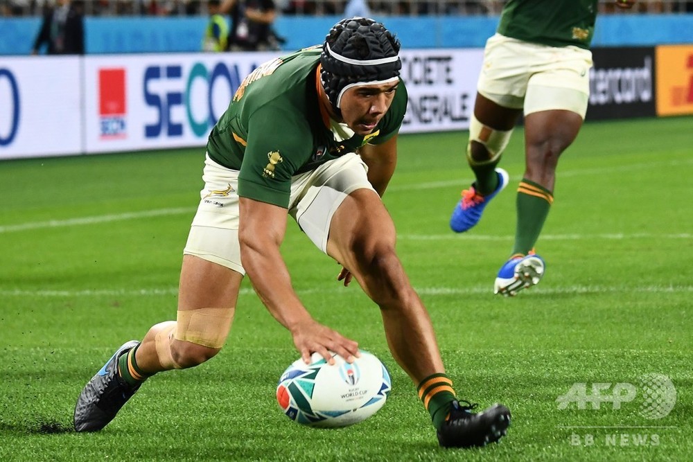 チェスリンコルビ カートリーアレンゼ ラグビー 南アフリカ代表 ボール