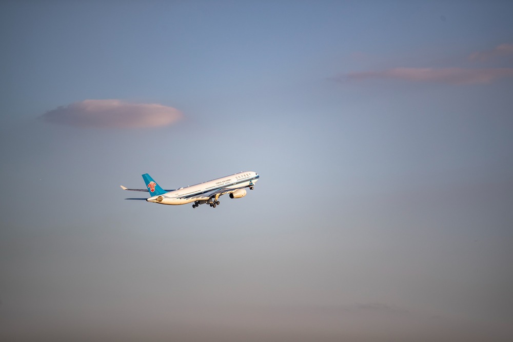 中国の重慶江北国際空港、11月にパリ線再開 写真1枚 国際ニュース：AFPBB News