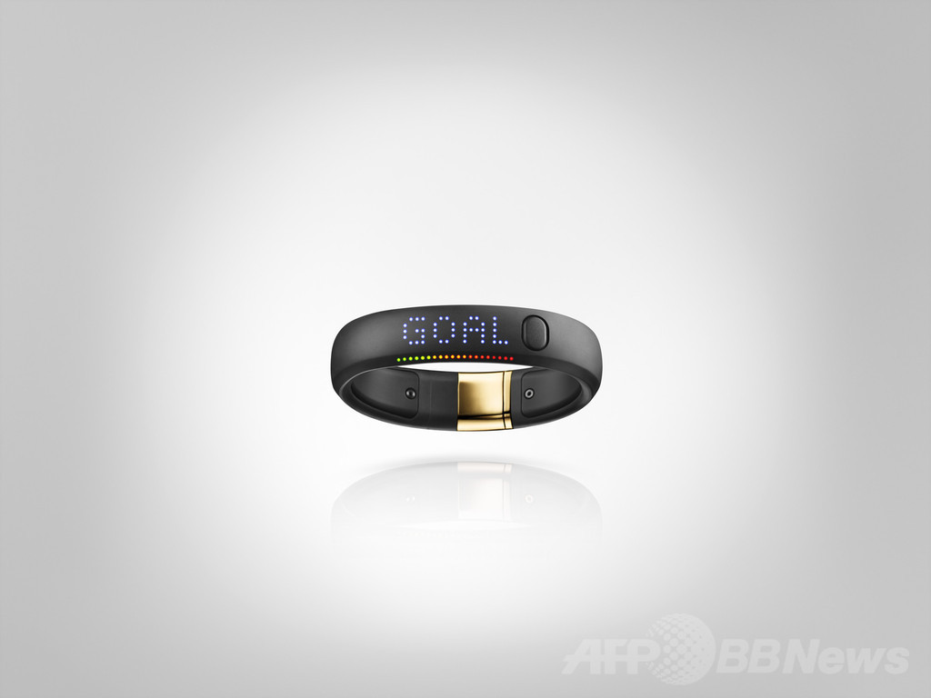 「Nike+ FuelBand SE」ゴールドエディション、6日発売