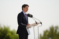 Dデー80年の記念式典に出席したカナダのジャスティン・トルドー首相。仏ノルマンディーで（2024年6月6日撮影）。(c)Jordan Pettitt / POOL / AFP