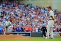 第85回MLBオールスターゲーム（85th All-Star Game）。ア・リーグのデレク・ジーター（Derek Jeter、写真外）の打席を待つナ・リーグ先発のアダム・ウェインライト（Adam Wainwright、2014年7月15日撮影）。(c)AFP/Getty Images/Rob Carr