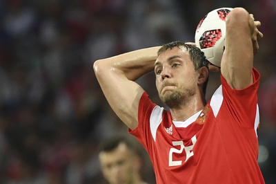 W杯で国民的英雄になったロシアFW、地図アプリの音声に